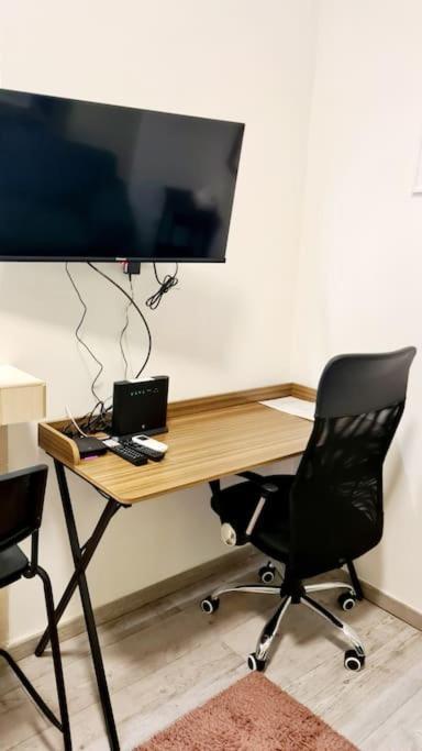 La Vida Loca Apartment بودابست المظهر الخارجي الصورة