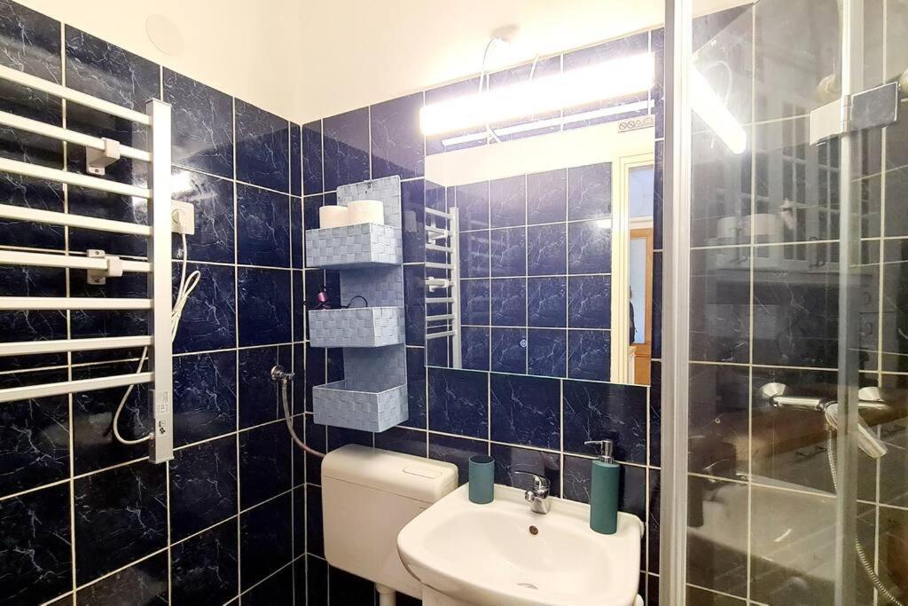 La Vida Loca Apartment بودابست المظهر الخارجي الصورة